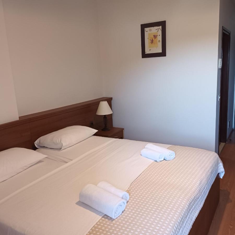 House Hotel Plava Laguna Тисно Стая снимка